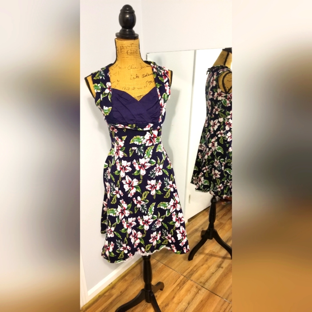 Hawaiian Pinup dress